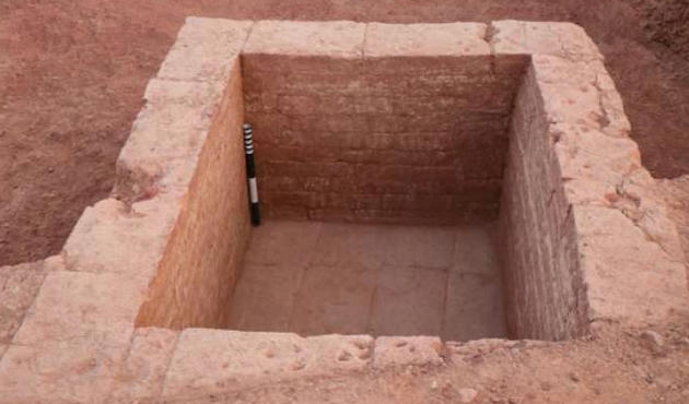 2000 Year Old Trade Centre Discovered – Free PDF Download_10.1